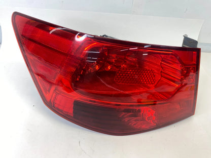 2010-2013 KIA FORTE SEDAN REAR LEFT DRIVER QUARTER PANEL MOUNTED TAILLIGHT LIGHT