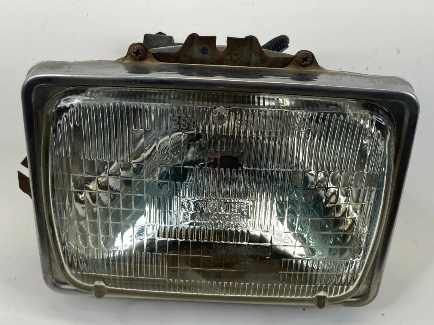 1999-2010 Ford F-250 Super Duty Left Headlight Headlamp Sealed Beam Halogen OEM