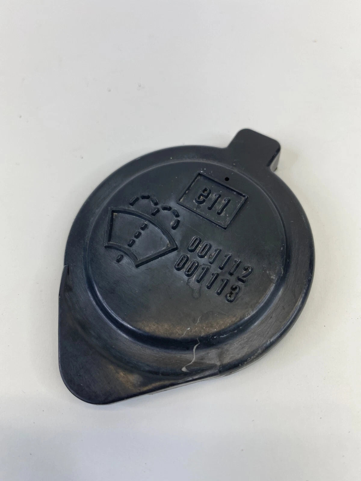 2010-2013 TOYOTA PRIUS FRONT ENGINE WASHER FLUID RESERVOIR CAP OEM 001112-001113