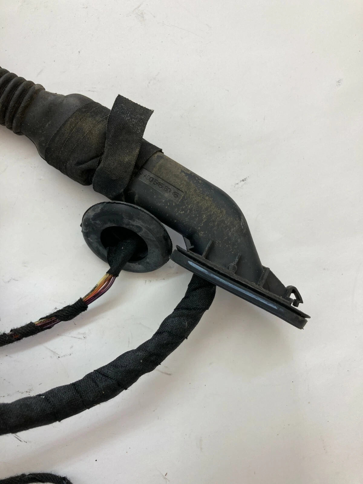 06-09 MERCEDES-BENZ R350 REAR LEFT SIDE DOOR PANEL WIRING HARNESS A2514403009