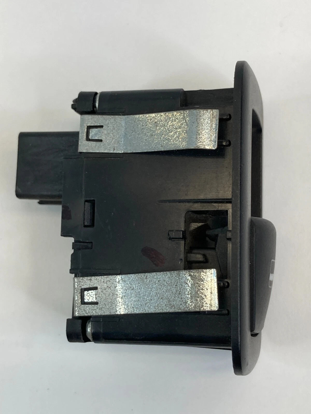 2012-2020 DODGE GRAND CARAVAN REAR RIGHT DOOR WINDOW CONTROL SWITCH 68110869AA