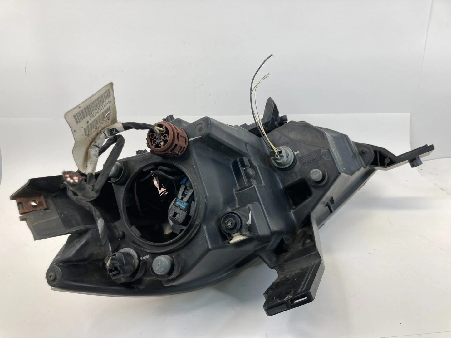 2013-2016 DODGE DART SEDAN RIGHT PASSENGER HEADLIGHT HEADLAMP HALOGEN 68081388AE