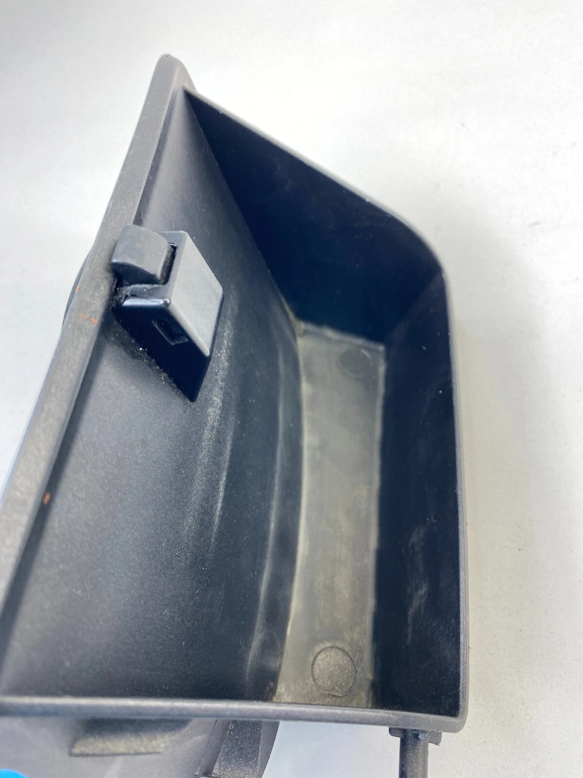 2006-2011 KIA RIO5 DASH LEFT SIDE BOX COMPARTMENT STORAGE LID 1G847-45300