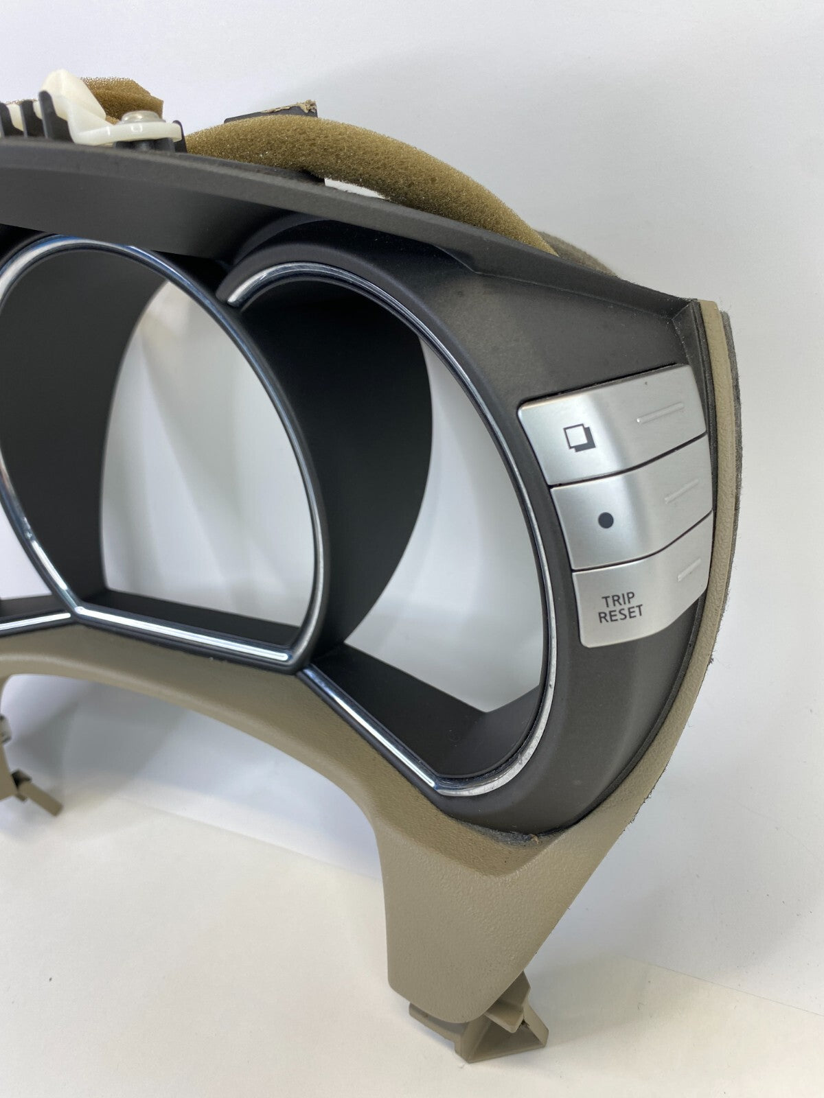 2009-2011 Nissan Murano Speedometer Instrument Cluster Dash Bezel 68240-1AA0A