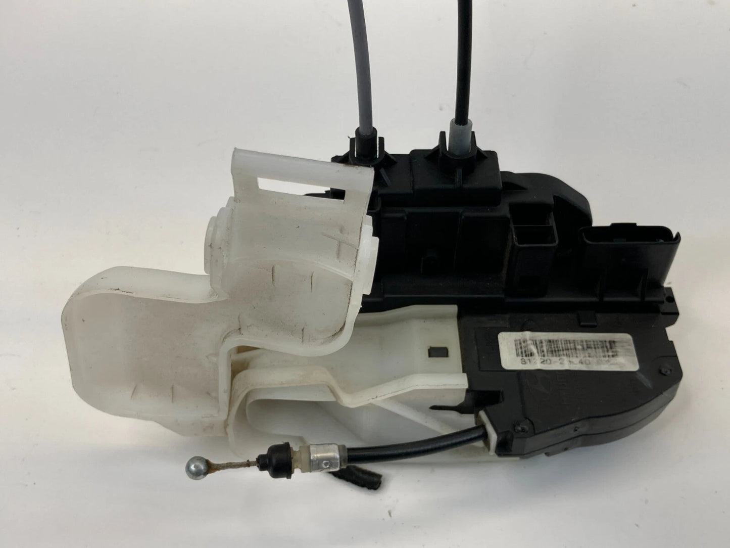 2006-2010 HYUNDAI ELANTRA SDN FRONT RIGHT PASSENGER DOOR LOCK LATCH 81320-2H040