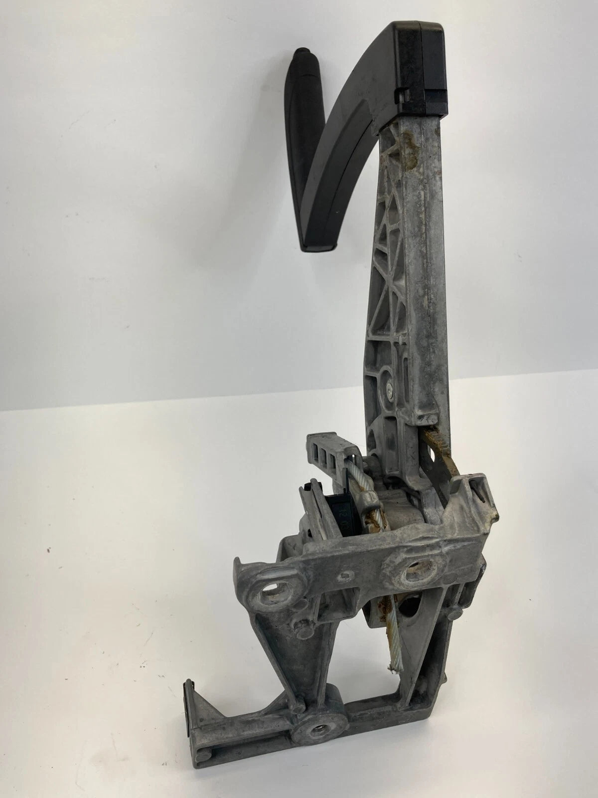 2013-2016 FORD ESCAPE EMERGENCY PARK PARKING BRAKE LEVER HANDLE CV61-2780-C OEM