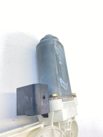 03-06 MERCEDES-BENZ E500 03-09 E320 REAR LEFT DOOR WINDOW MOTOR A2118202342 OEM