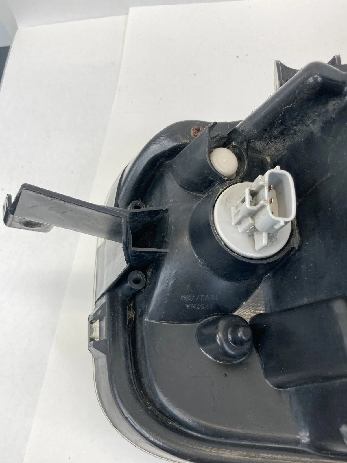 2008-2010 SCION XB FRONT LEFT DRIVER HEADLIGHT HEADLAMP HALOGEN ASSEMBLY OEM