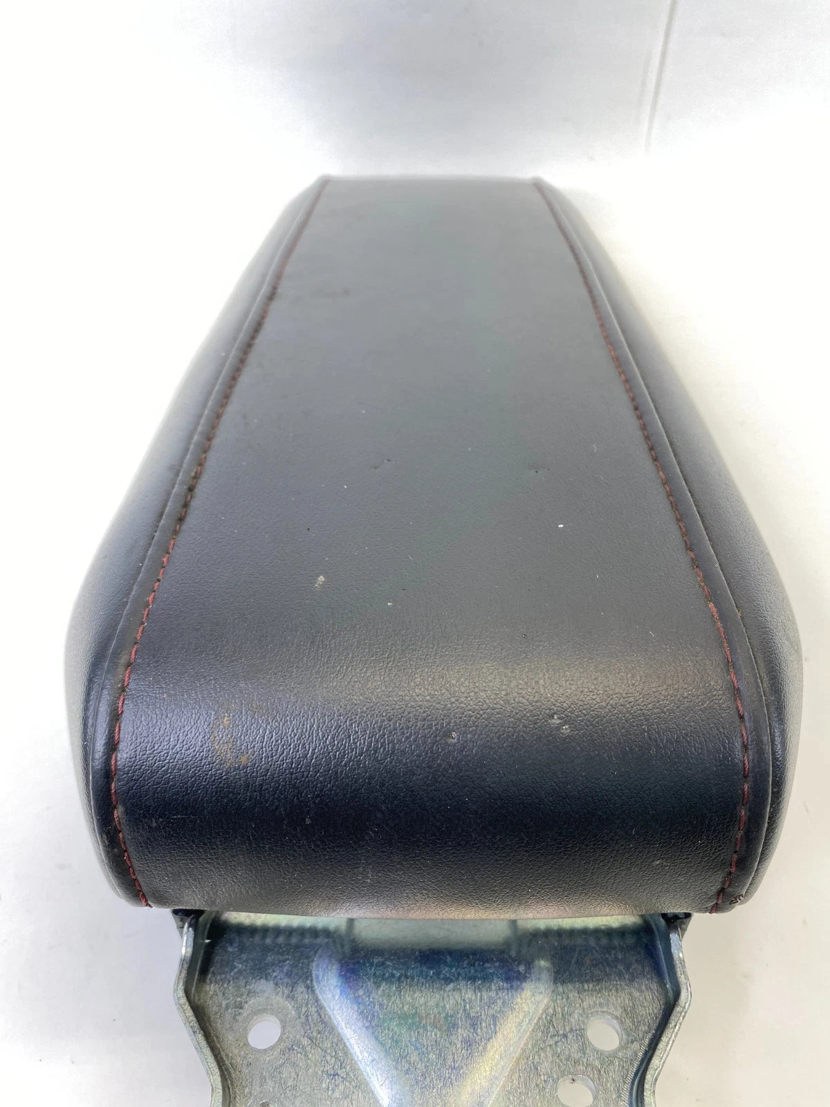 2010-2015 CHEVROLET EQUINOX FRONT CENTER CONSOLE ARMREST LID ARM REST ASSY OEM