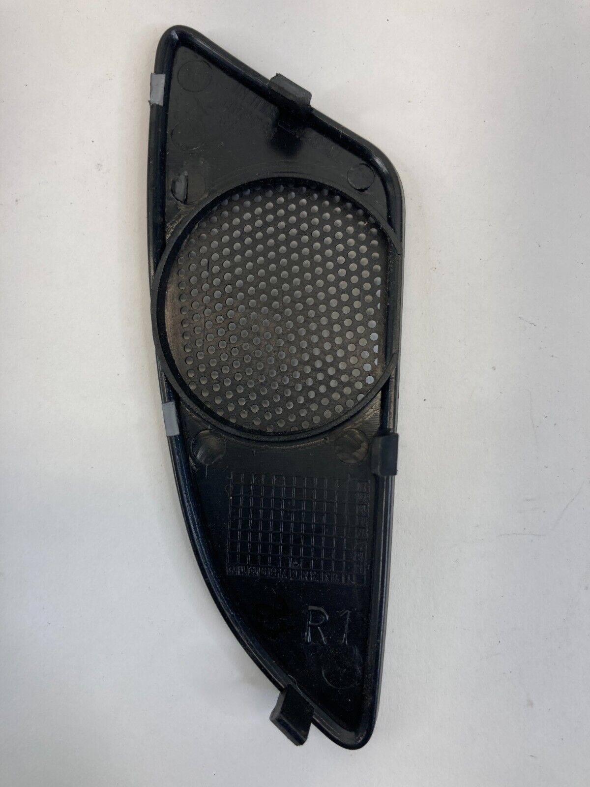 2011-2016 Hyundai Elantra Front Right Side Door Speaker Grille Cover 96343-3X000