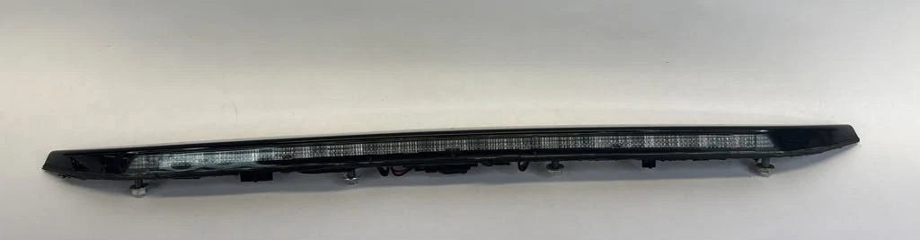 13-20 FORD FUSION REAR CENTER HIGH MOUNT THIRD STOP BRAKE LIGHT DS7313A601AL OEM