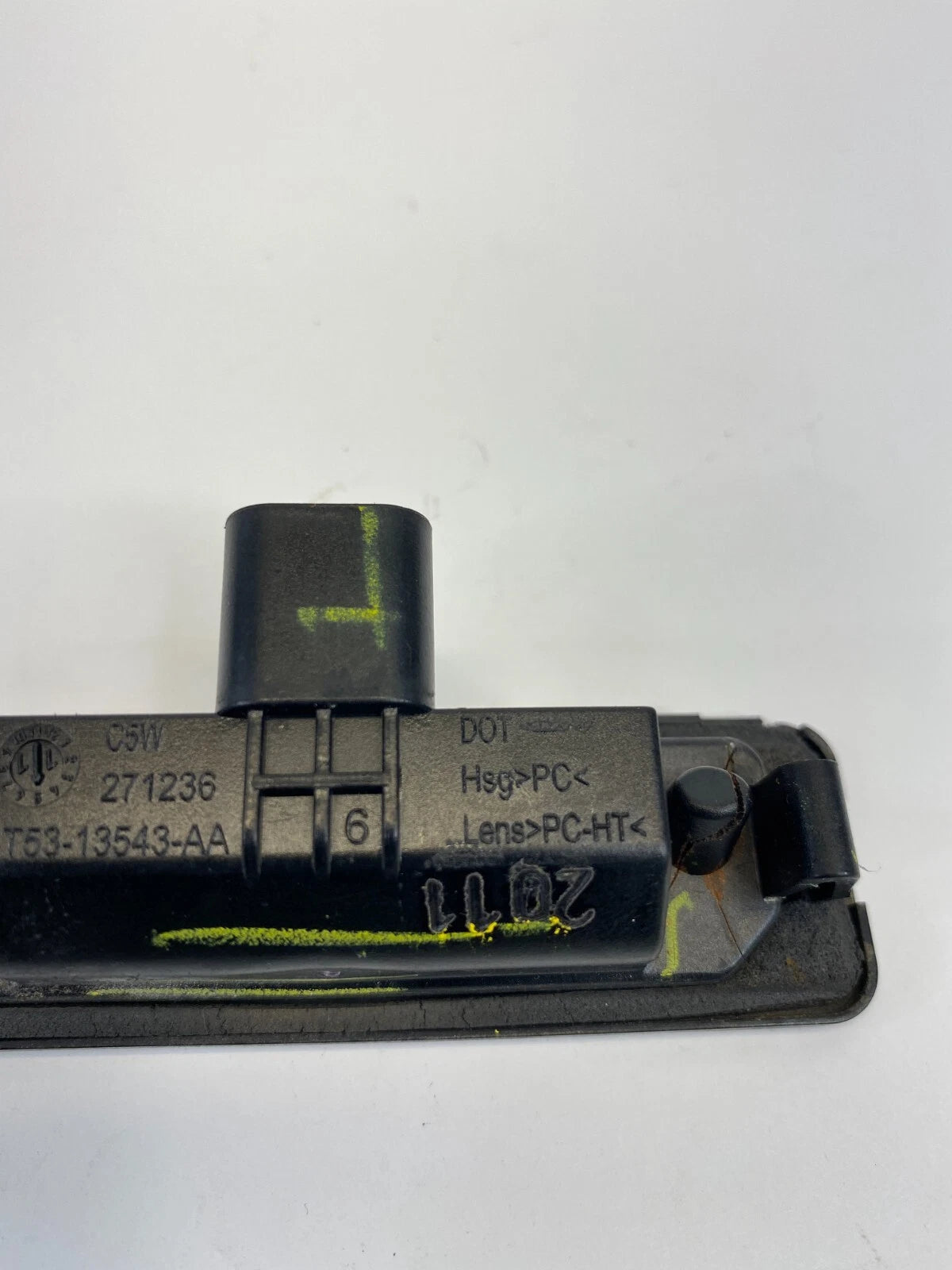 06-12 FORD FUSION REAR TRUNK LICENSE PLATE LIGHT LAMP 6E53-13543-AA OEM
