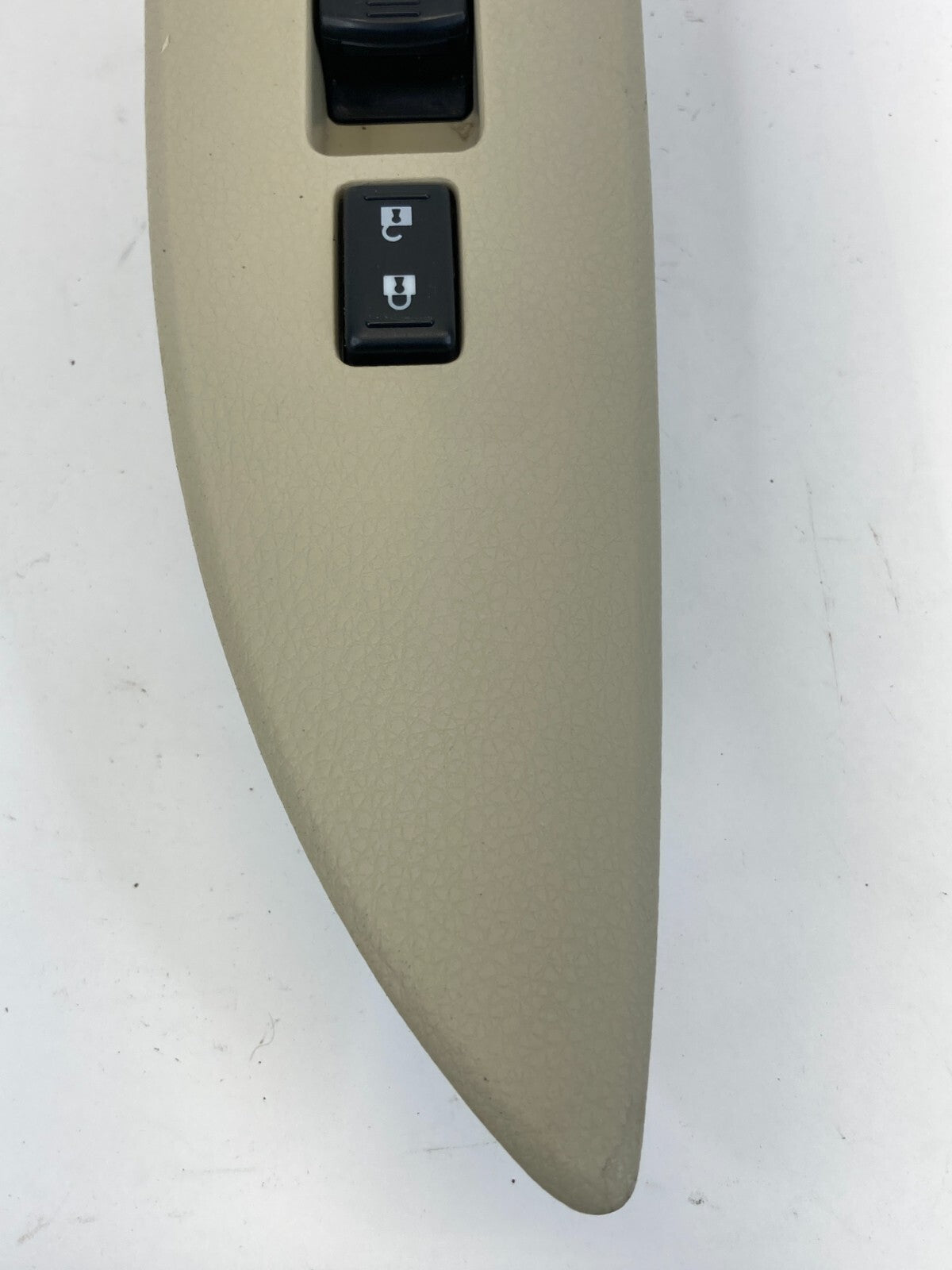 2007 2008 Infiniti FX35 Front Right Side Door Window & Lock Switch 80960-CL70A