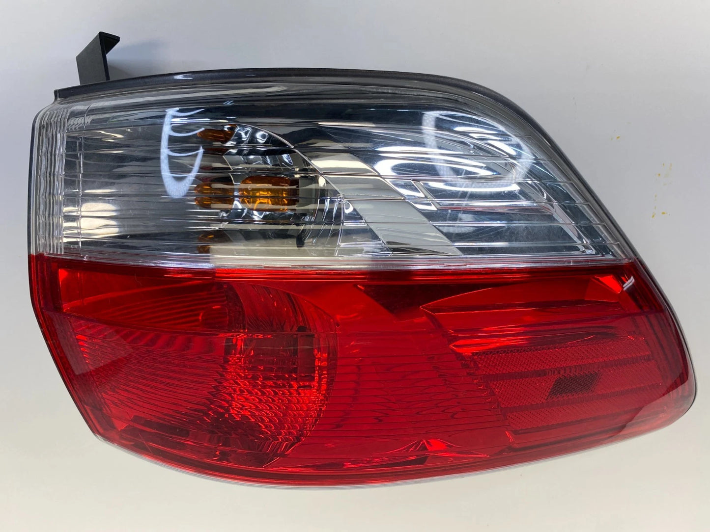 2013-2016 NISSAN PATHFINDER REAR OUTER LEFT DRIVER TAILLIGHT TAIL LIGHT OEM