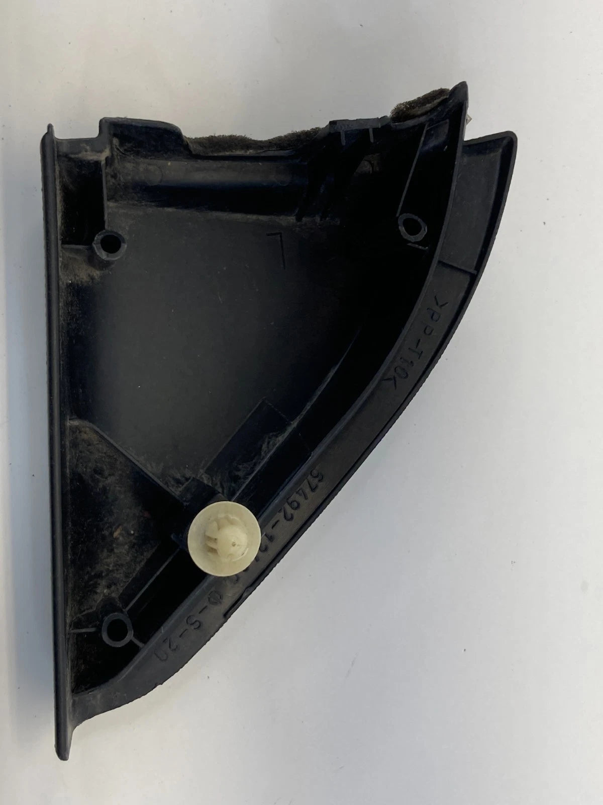 2003-2008 TOYOTA COROLLA FRONT LEFT SIDE INTERIOR DOOR CORNER COVER 67492-12460