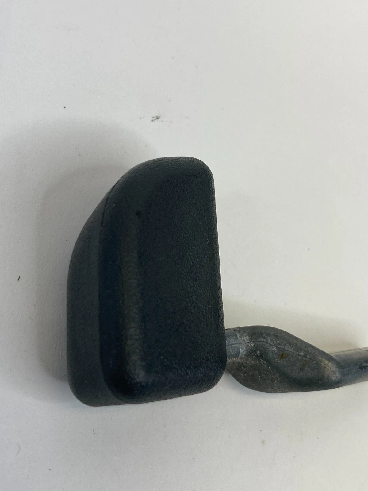 1999 2000 CADILLAC ESCALADE STEERING COLUMN TILT ADJUSTER CONTROL LEVER HANDLE