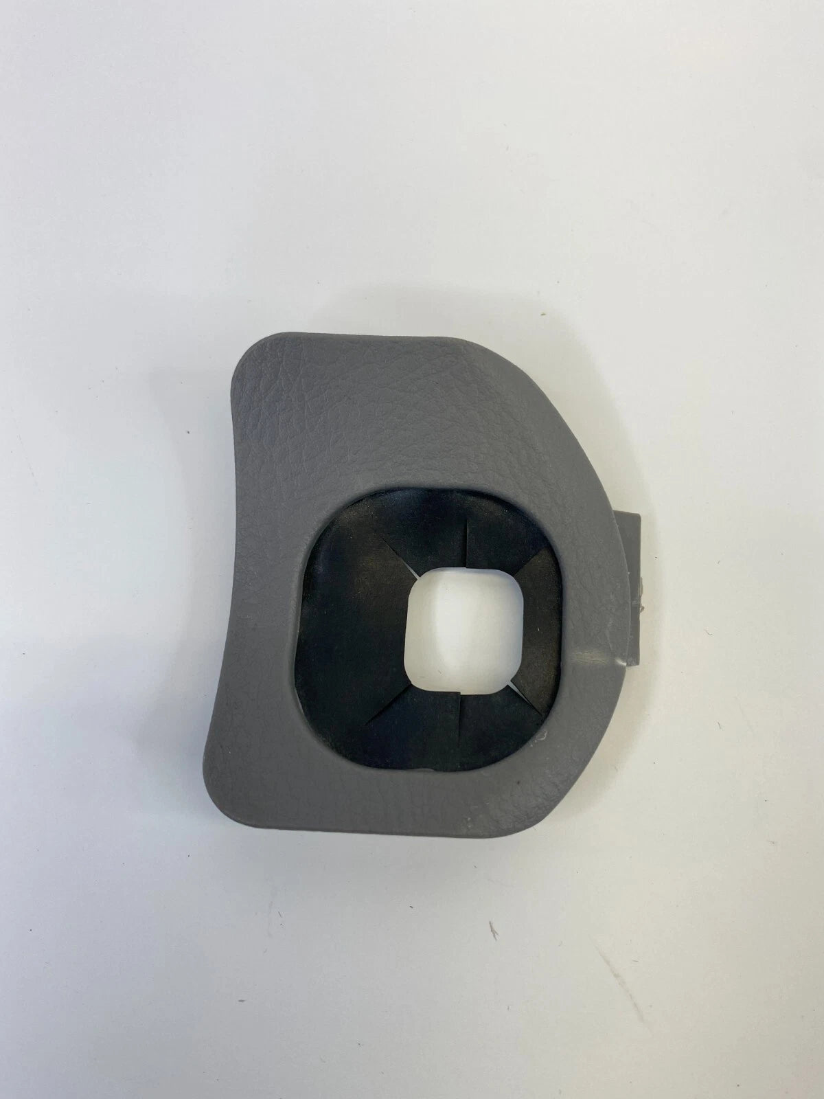04 05 06 07 08 09 10 TOYOTA SIENNA STEERING COLUMN LOWER COVER TRIM BEZEL OEM