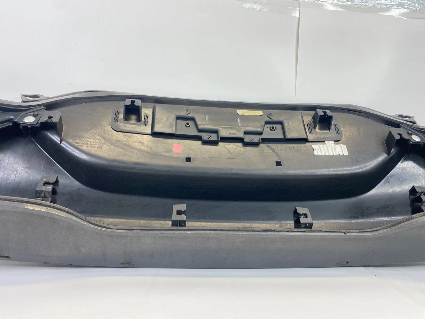 13-16 FORD FUSION SEDAN TRUNK DECK LID PANEL MOLDING LICENSE TRIM DS73F423442DA