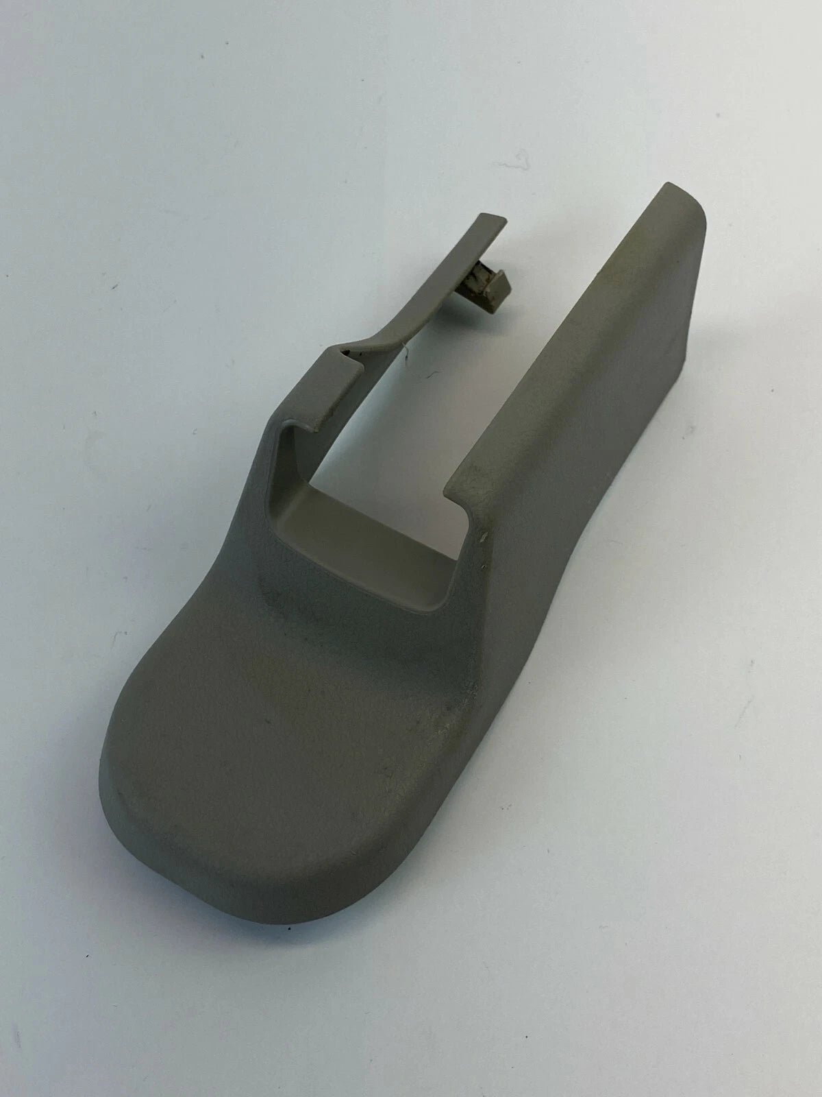 2009-2011 ACURA TL FRONT LH DRIVER SEAT OUTER END SHIELD COVER OEM 81507TK4AA11