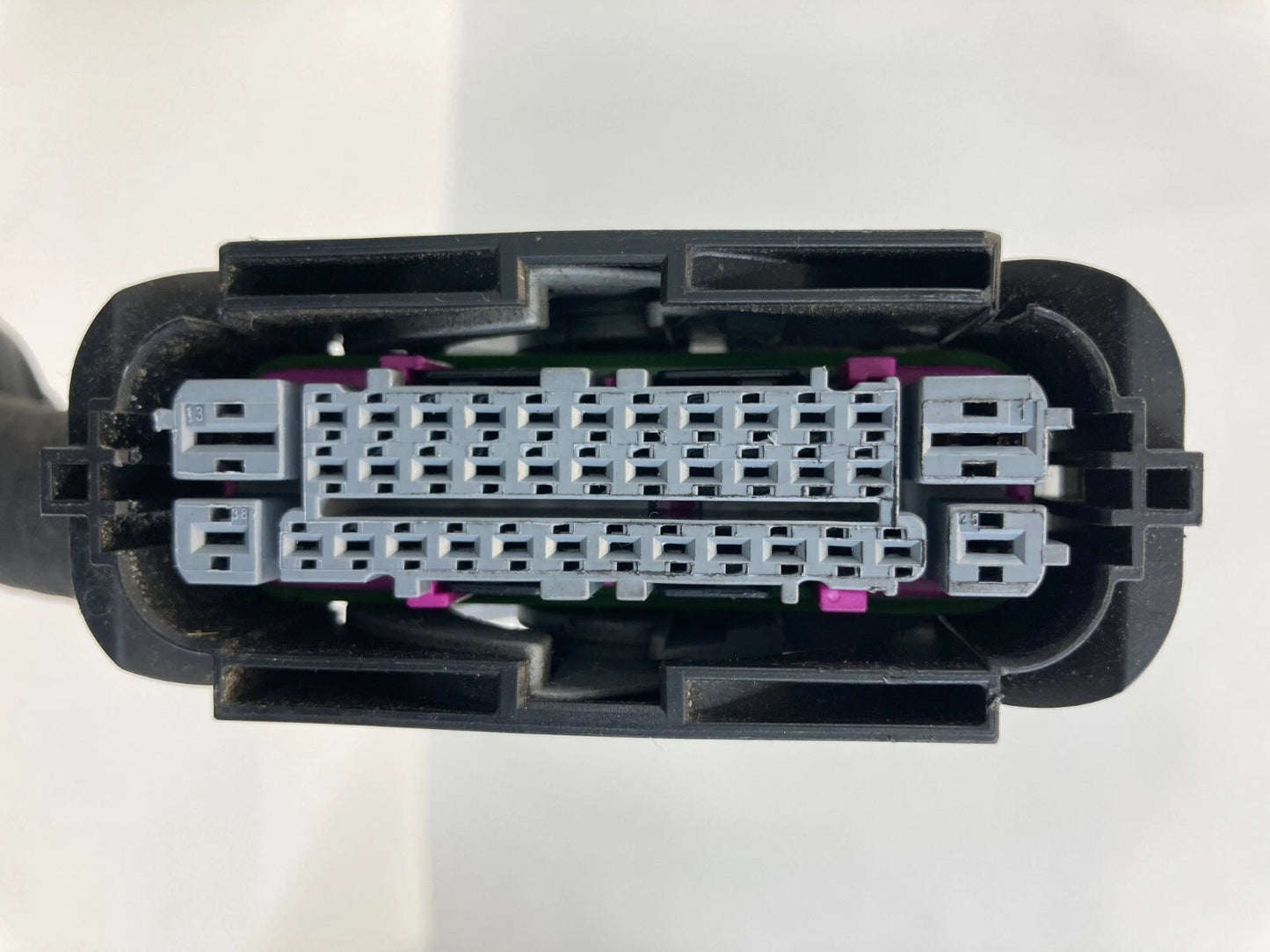 2007 2008 Audi A6 3.2L ABS Pump Module Plug Connector Wire 4F0-973-038 OEM