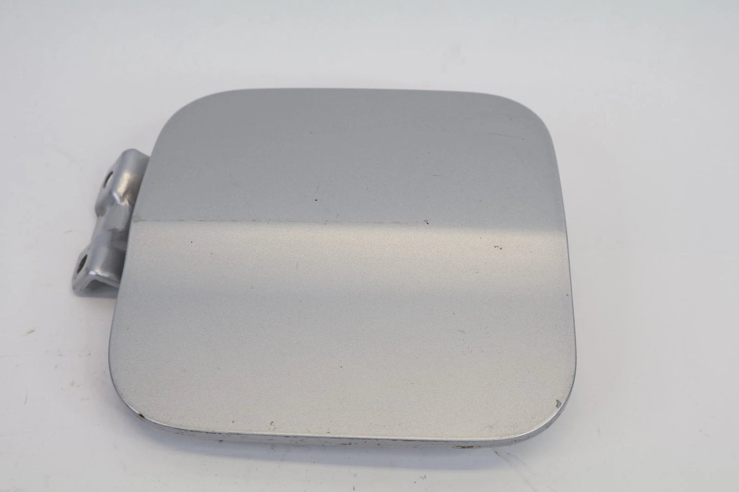 2001-2005 HONDA CIVIC COUPE SILVER FUEL GAS TANK DOOR LID COVER FLAP OEM