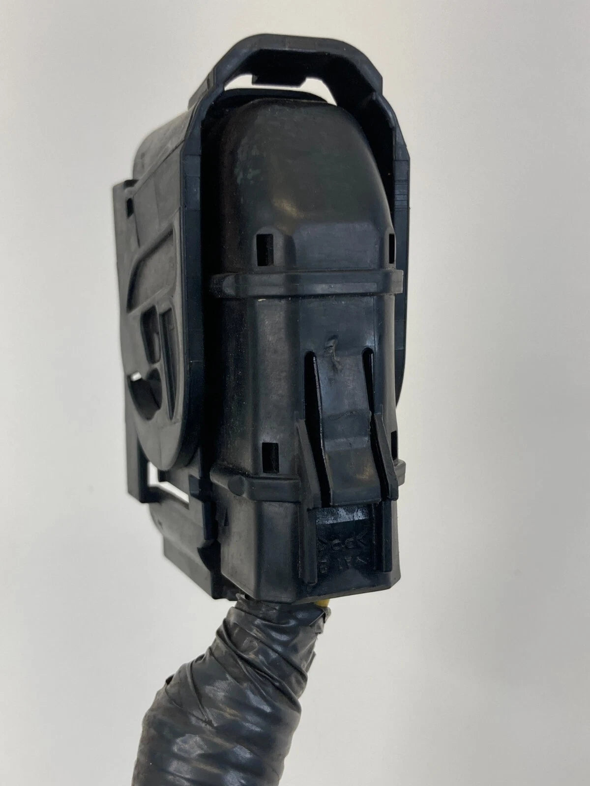 08-12 NISSAN ROGUE AWD 2.5L L4 AT ABS ANTI LOCK BRAKE PUMP CONNECTOR PLUG OEM
