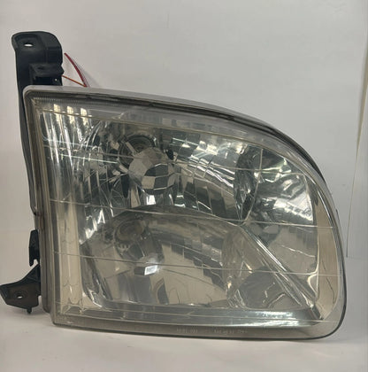 2000-2004 TOYOTA TUNDRA EXTENDED CAB RIGHT PASSENGER HEADLIGHT HEADLAMP OEM