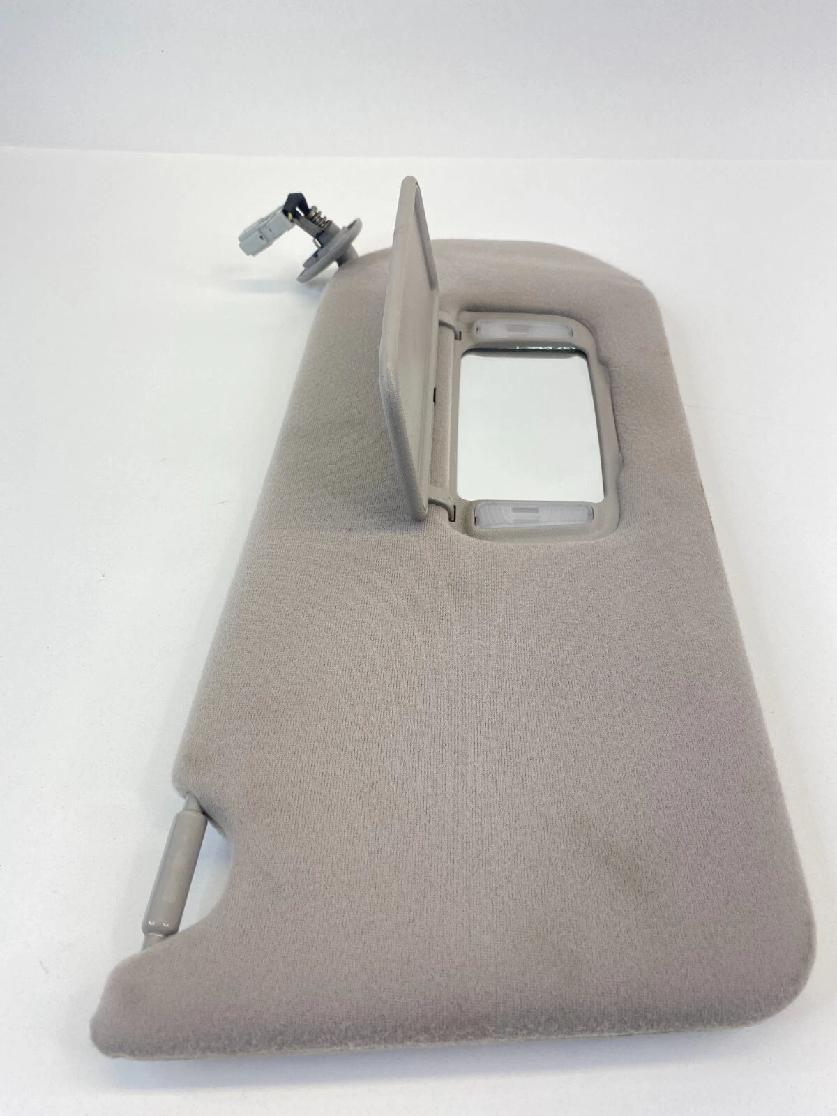1999-2004 HONDA ODYSSEY RIGHT PASSENGER SIDE SUNVISOR SUN VISOR W ILLUMINATION