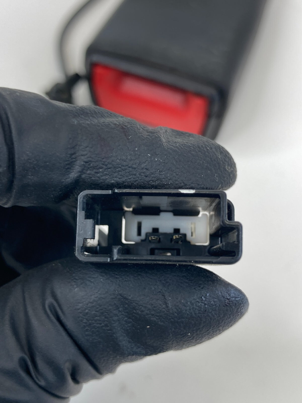 11-16 Chevrolet Cruze 2016 Cruze Limited Front Left Driver Side Seat Belt Buckle