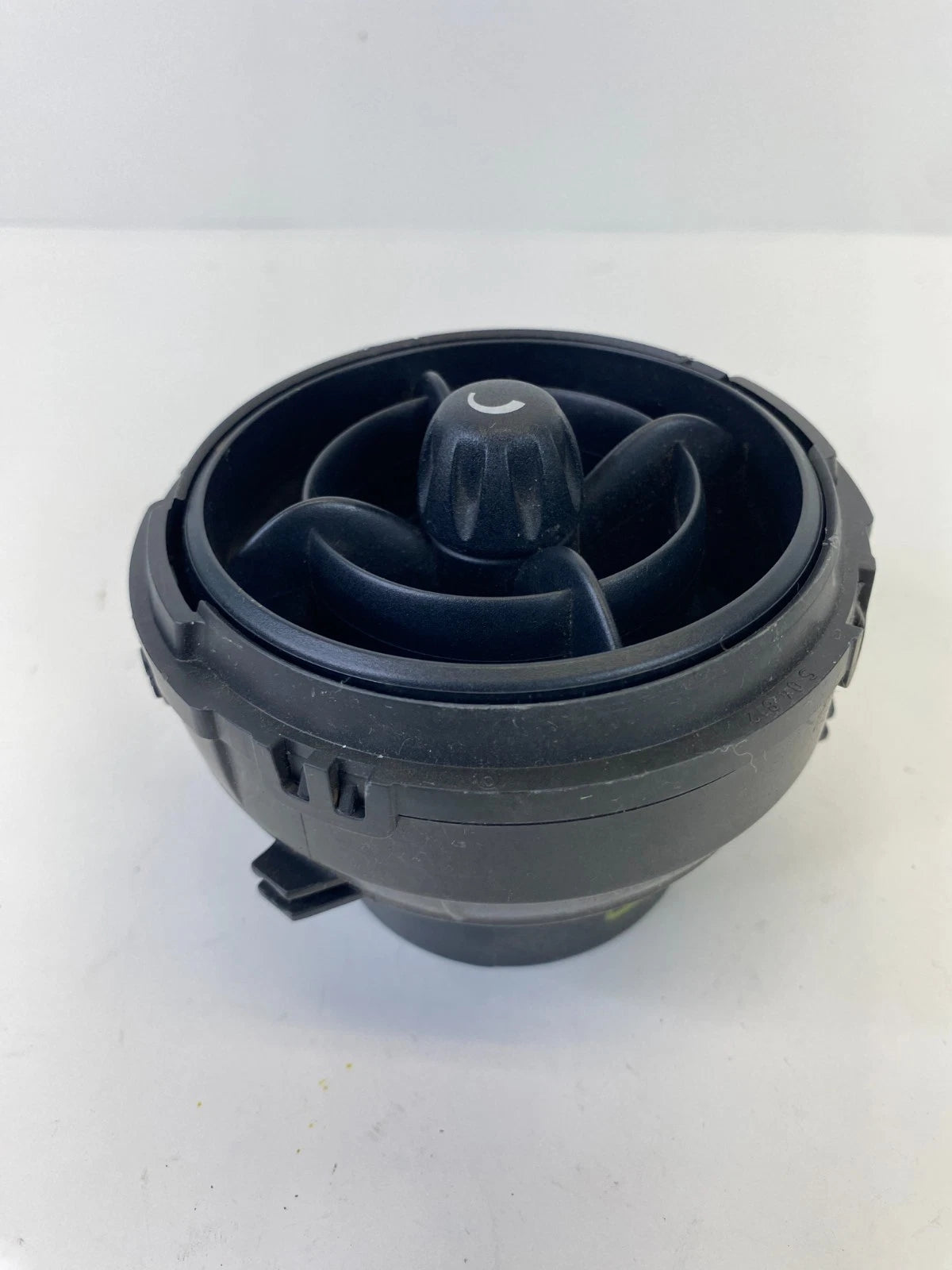 2007-2013 MINI COOPER FRONT DASH OUTER RIGHT AIR VENT OUTLET RG/23990/130