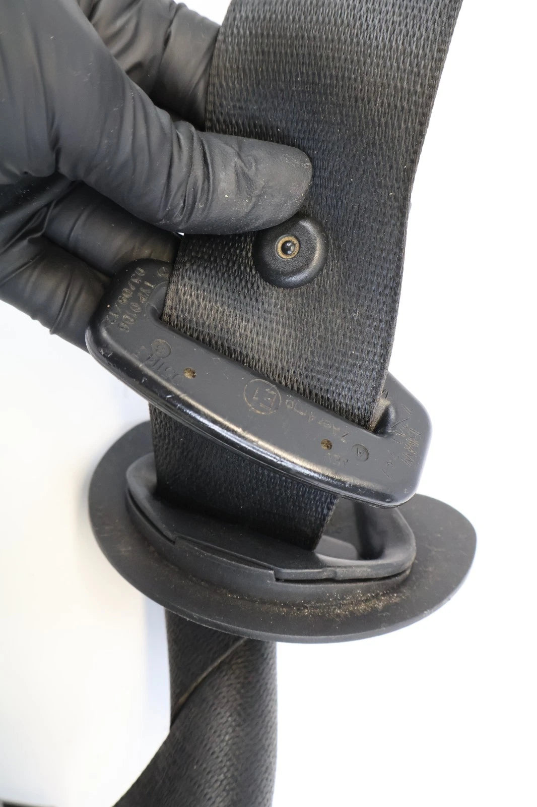 2011-2016 BMW 528I 535I 550I FRONT LEFT SIDE SEAT BELT RETRACTOR 618120900 OEM