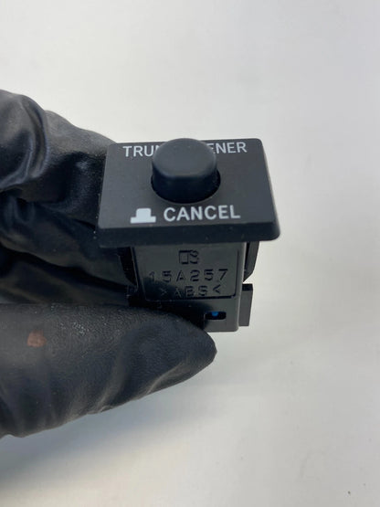 2002 2003 LEXUS ES300 04-06 LEXUS ES330 TRUNK LID CANCEL BUTTON OPENER SWITCH
