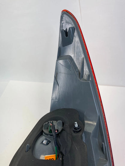 2012 2013 2014 HYUNDAI ACCENT SEDAN LEFT DRIVER SIDE TAIL LIGHT TAILLIGHT OEM