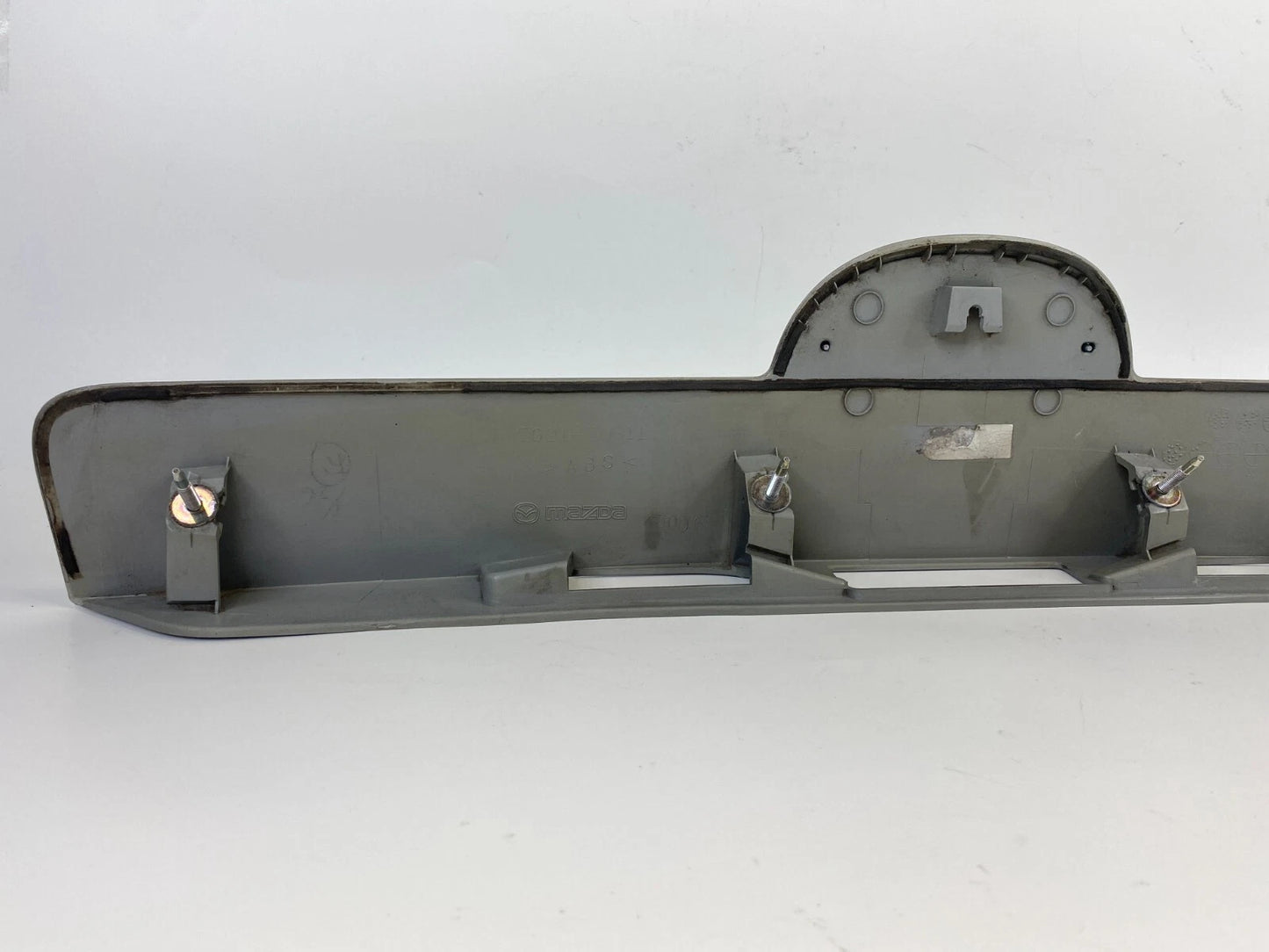 10-12 MAZDA CX-7 LIFTGATE TAILGATE TRUNK LID LICENSE LIGHT PLATE FINISH MOLDING