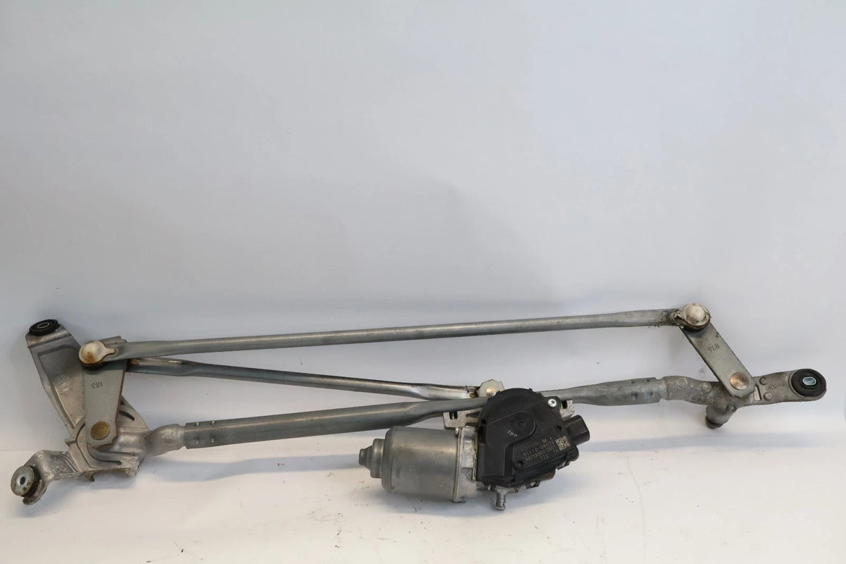 2011-2014 TOYOTA SIENNA FRONT WINDSHIELD WIPER MOTOR W/ LINKAGE 85110-08020 OEM