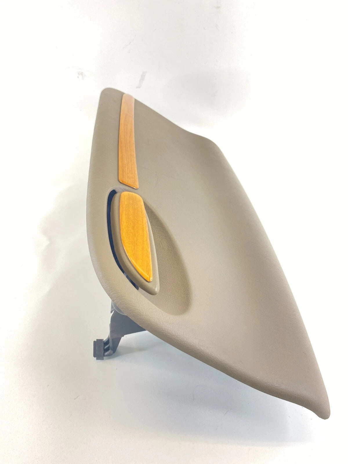 1999-2002 FORD EXPEDITION GLOVE BOX ASSEMBLY STORAGE COMPARTMENT F83X-1506015-AA