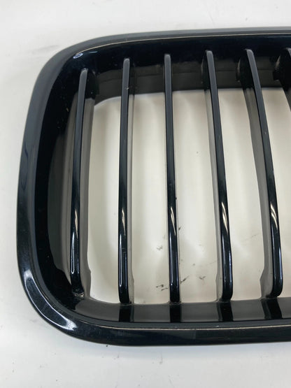 1999 2000 BMW 323I 2001 325I FRONT LEFT DRIVER SIDE BUMPER GRILL GRILLE OEM