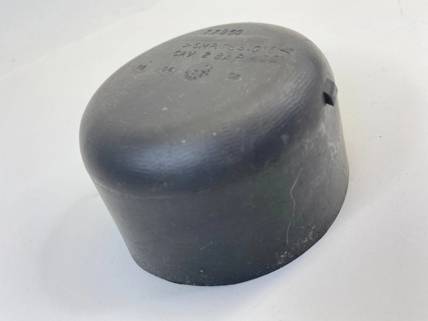 2002-2009 CHEVROLET TRAILBLAZER CENTER CONSOLE RUBBER CUP HOLDER INSERT MAT OEM