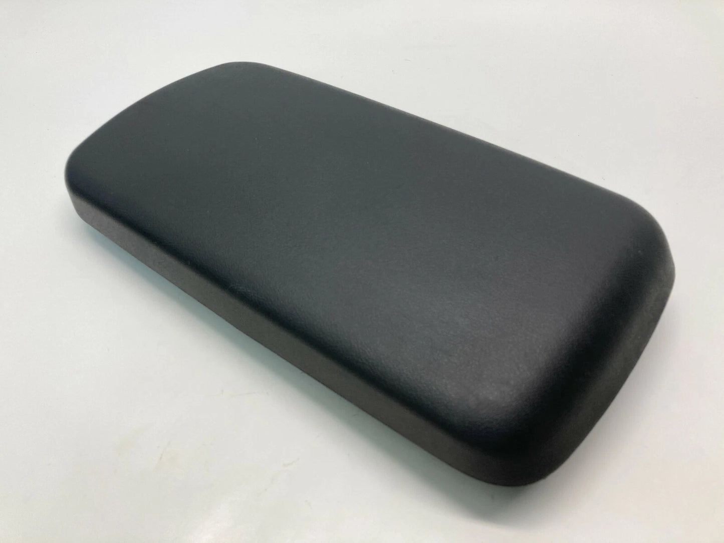 05 06 07 08 09 10 PONTIAC G6 CENTER CONSOLE ARM REST ARMREST LID 22713736 OEM
