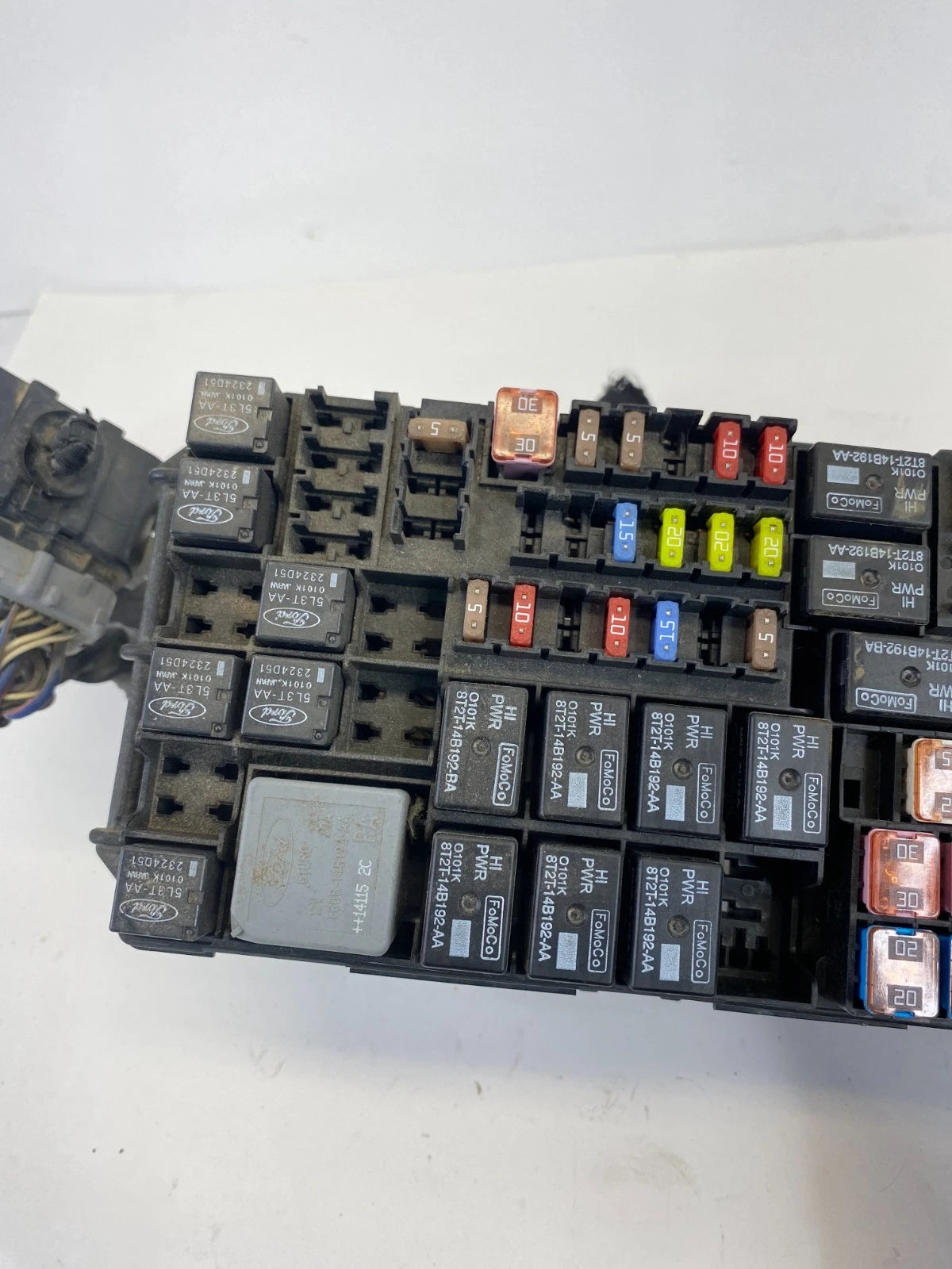 13-19 Ford Flex Taurus MKT 3.5L V6 Under Hood Cabin Fuse Relay Junction Block