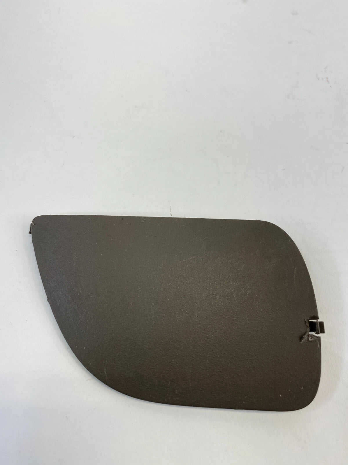 03-07 HONDA ACCORD FRONT RIGHT INNER DOOR HANDLE PANEL SCREW COVER K20-25301 OEM