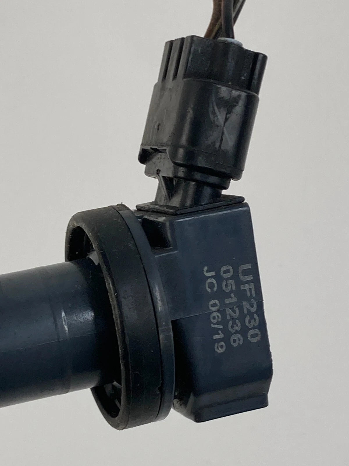 2000-2009 TOYOTA TUNDRA 4.7L V8 IGNITION COIL IGNITER ASSEMBLY OEM