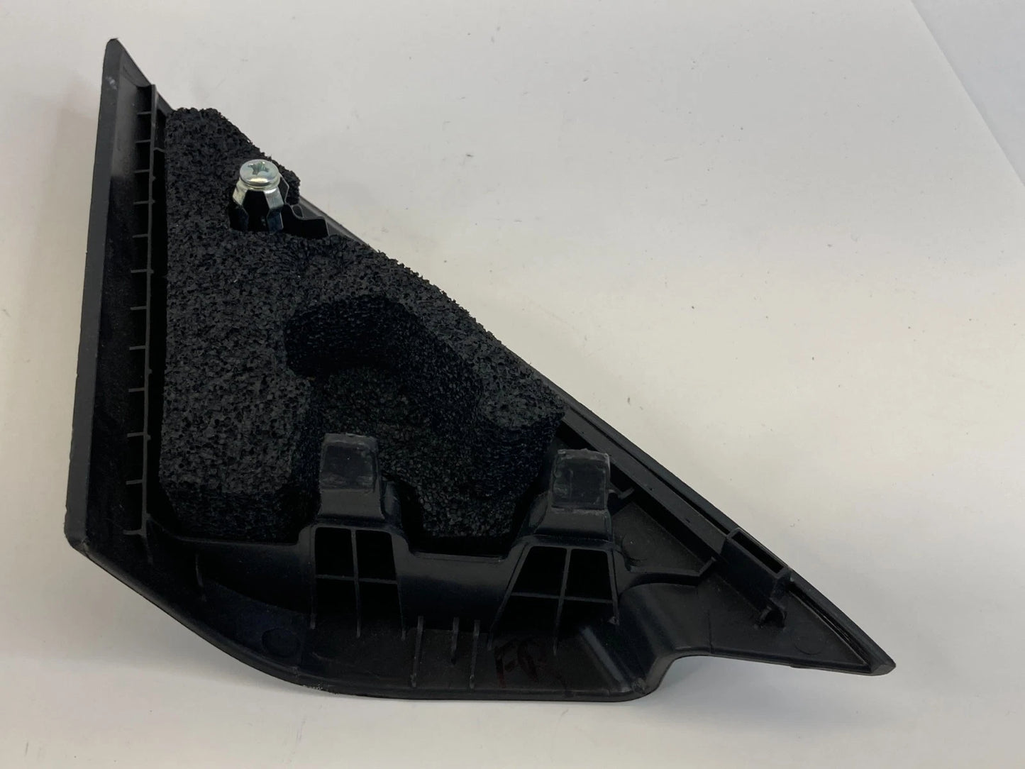 14-19 KIA SOUL FRONT RIGHT INTERIOR CORNER MIRROR COVER TRIM PANEL 87661-B2000