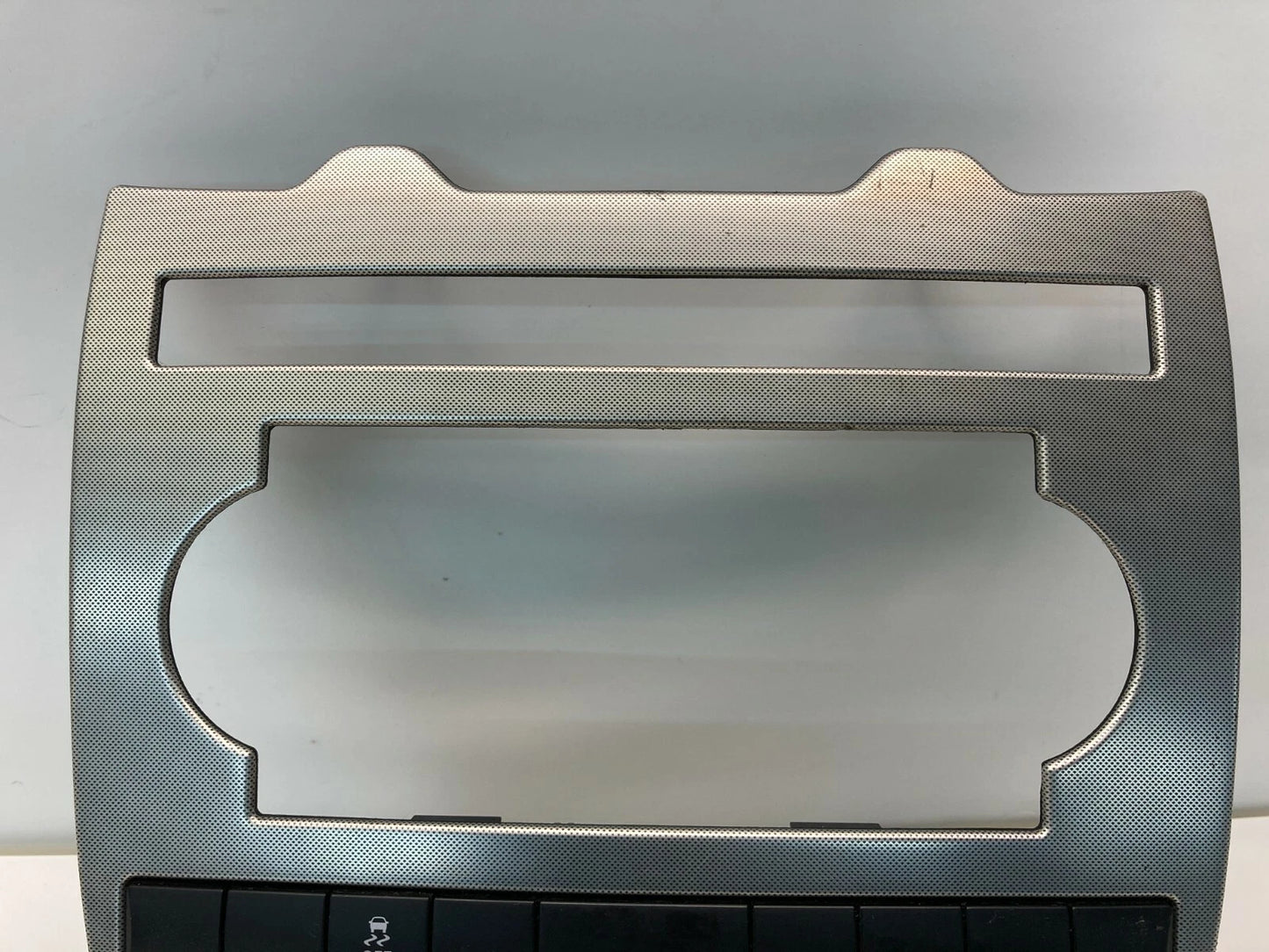 05 06 07 JEEP GRAND CHEROKEE CLIMATE CONTROL DASH BEZEL TRIM PANEL 56050153AF