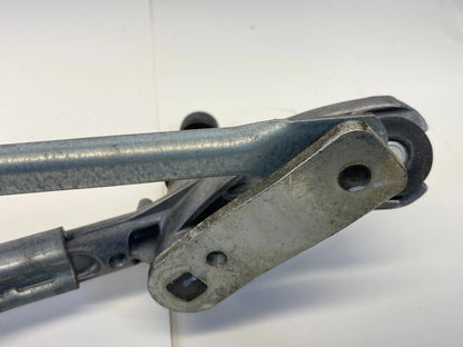 07-08 BMW 335XI FRONT WINDSHIELD WIPER MOTOR LINKAGE TRANSMISSION OEM 7161711-04