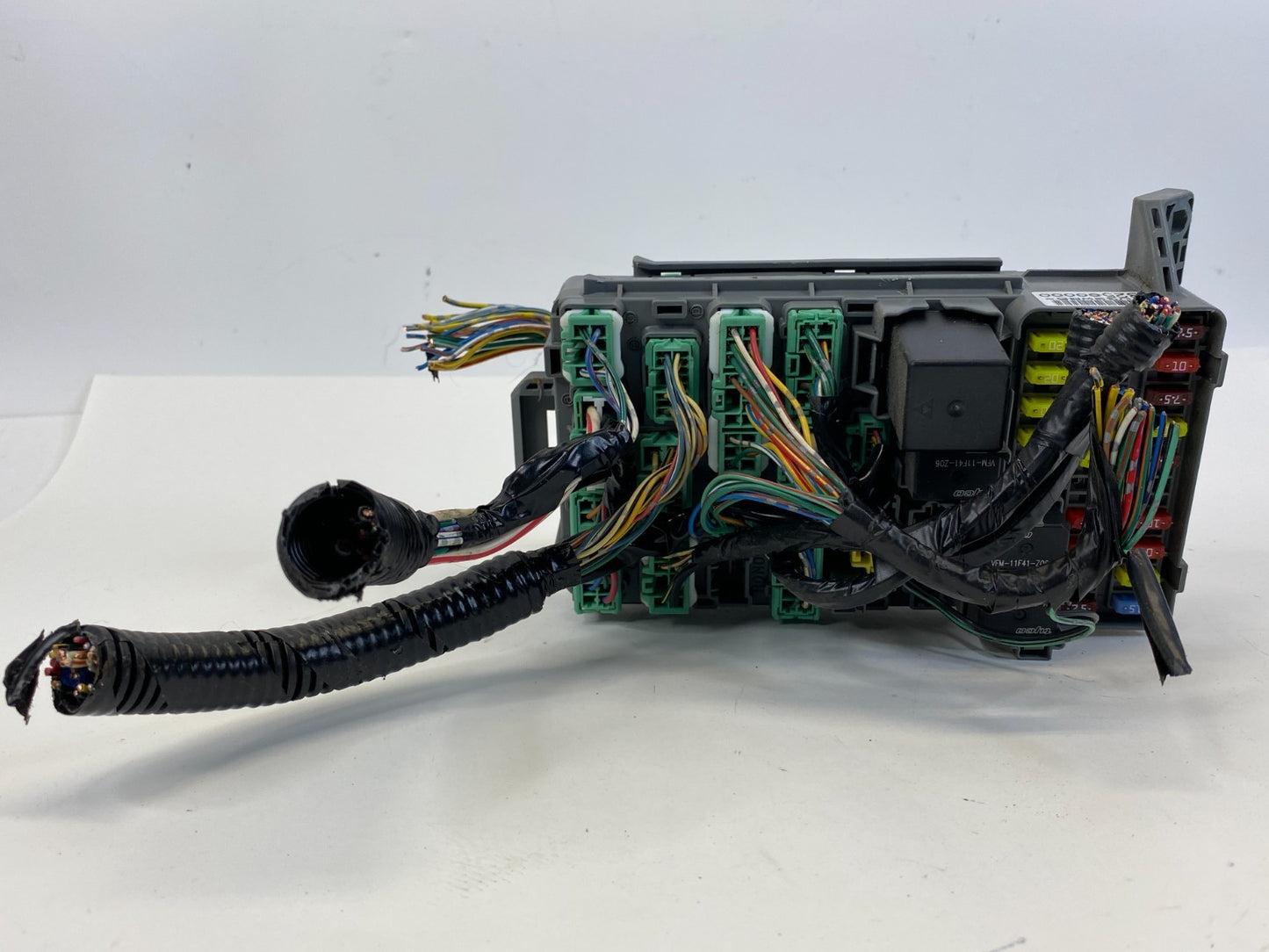 2003 2004 2005 Honda Civic 1.7L A/T Interior Dash Panel Fuse Box Fusebox Block