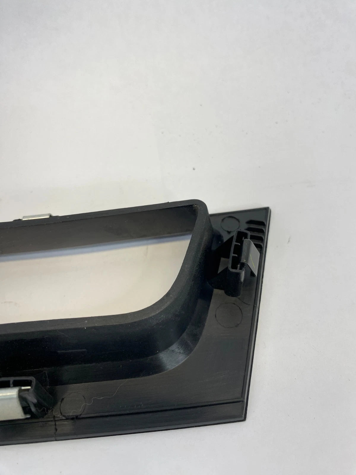 2013-2020 FORD FUSION REAR RIGHT DOOR WINDOW SWITCH BEZEL TRIM OEM DS73-14A567-B