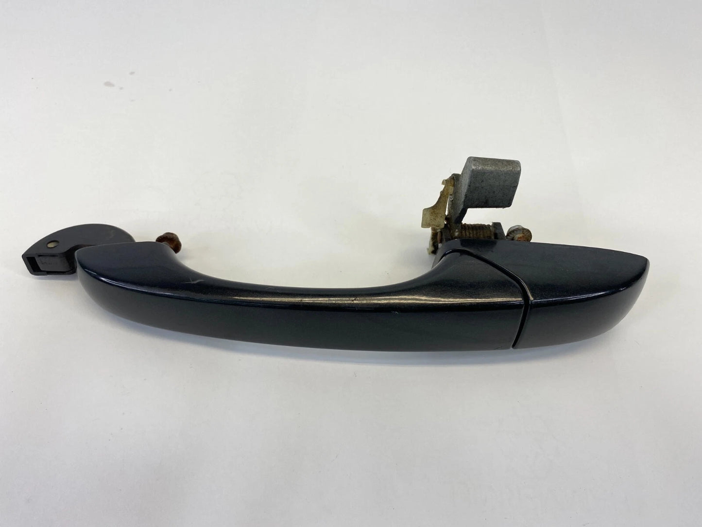 2005-2008 DODGE MAGNUM REAR LEFT SIDE EXTERIOR OUTER DOOR HANDLE ASSEMBLY OEM