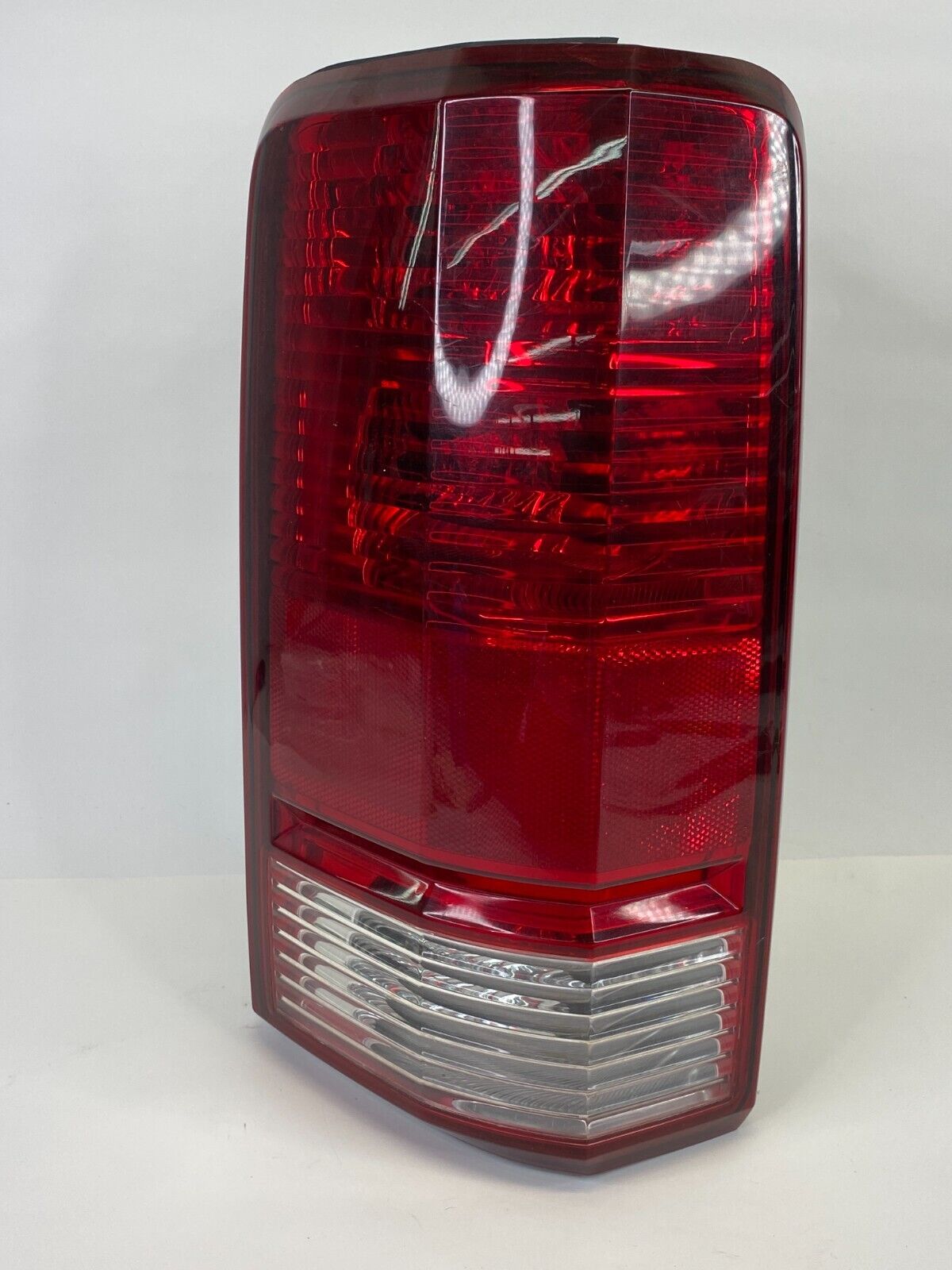 07 08 09 10 11 Dodge Nitro Rear Left Driver Side Tail Light Lamp Taillight OEM