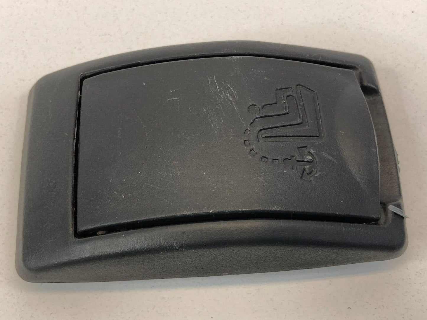 2009 MITSUBISHI GALANT DECK SEAT CHILD SAFETY ANCHOR HOOK COVER CAP TRIM OEM